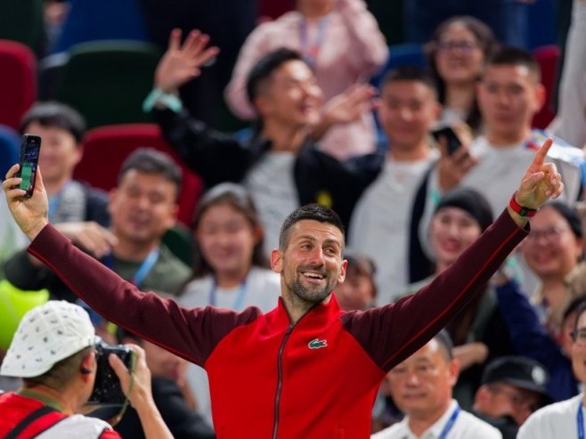 Novak Đoković (foto:  EPA-EFE/ALEX PLAVEVSKI) - 