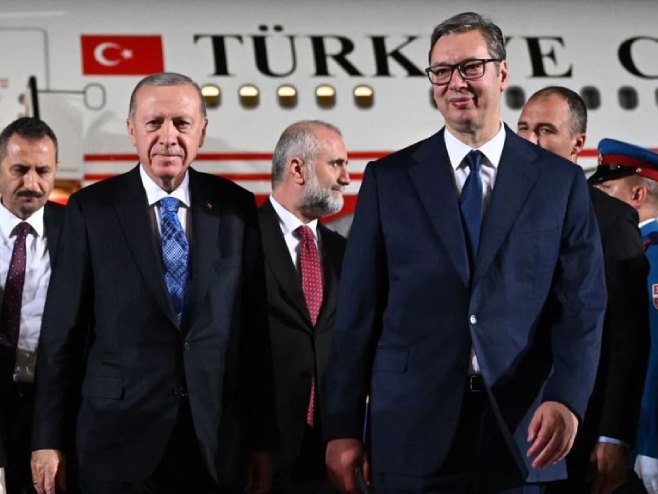 Vučić i Erdogan (Foto: instagram.com/buducnostsrbijeav) - 