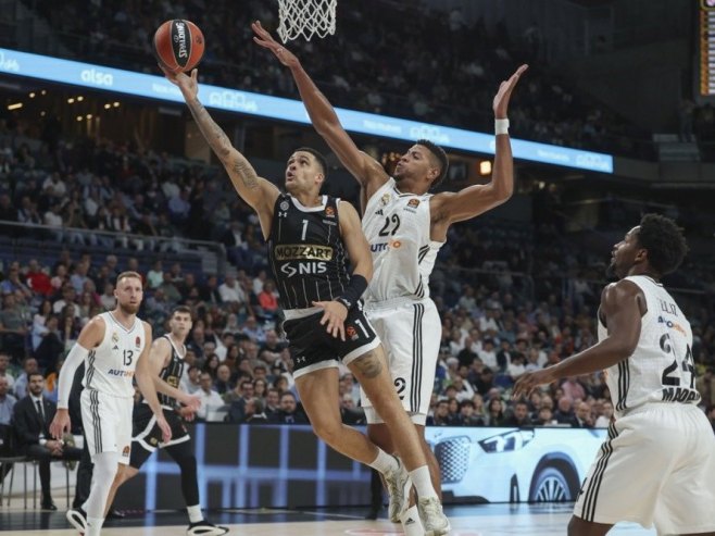 Real Madrid - Partizan (Foto: EPA/Kiko Huesca) - 