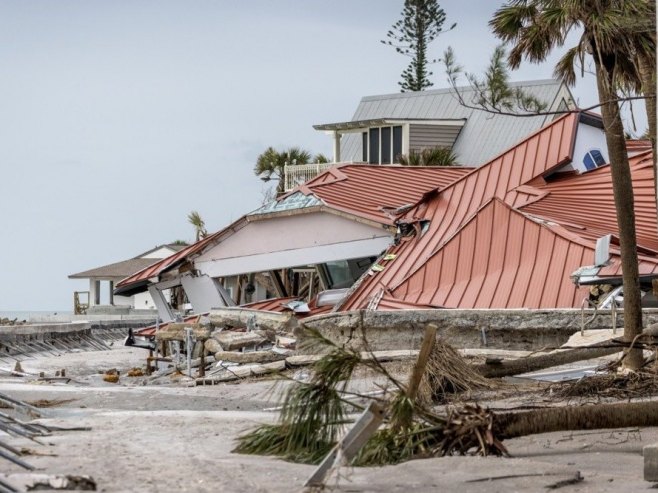 Florida, uragan Milton (Foto: EPA-EFE/CRISTOBAL HERRERA-ULASHKEVICH) - 