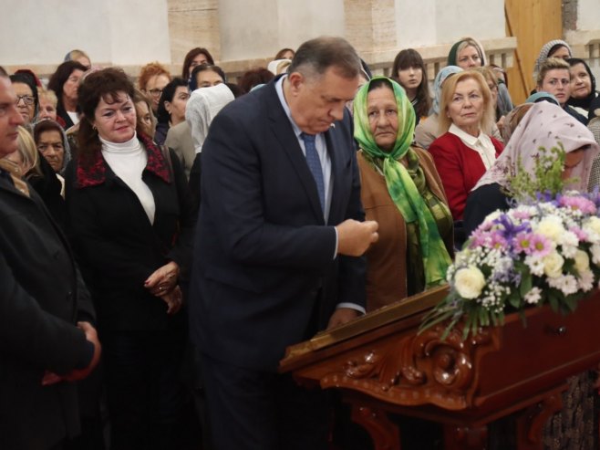 Milorad Dodik u manastiru Miloševac - Foto: predsjednikrs.rs/Borislav Zdrinja