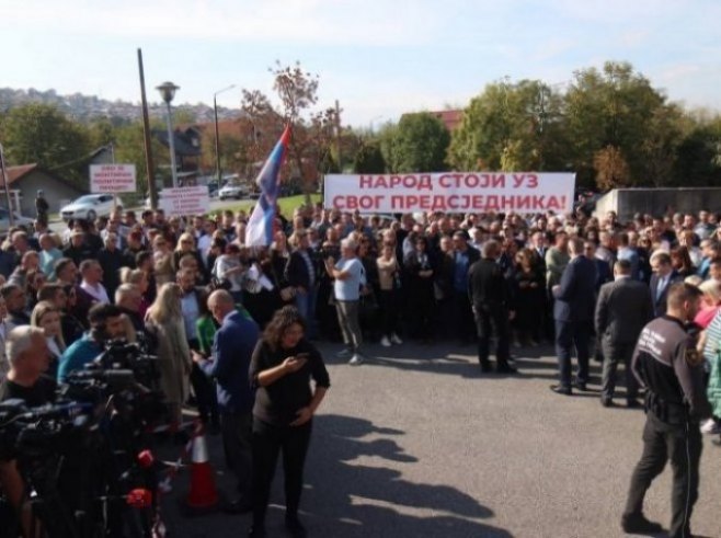 Nikad veća podrška Dodiku i Lukiću - Foto: predsjednikrs.rs/Borislav Zdrinja