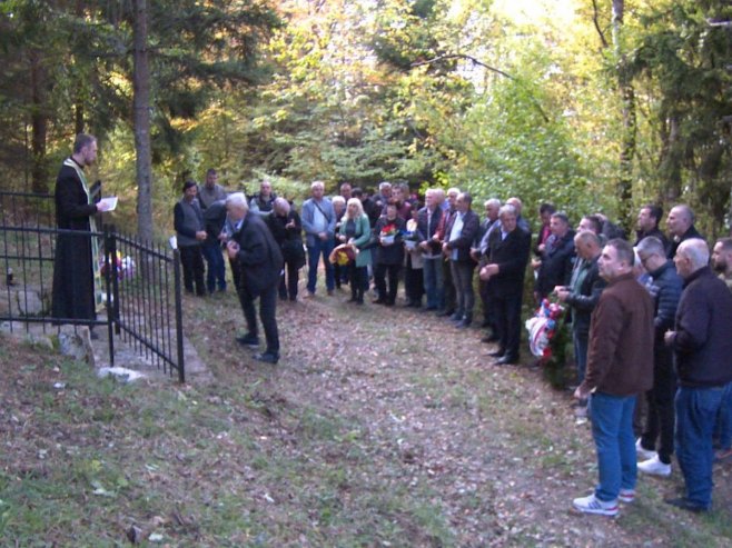 Pomen stradalim Srbima na Meremišlju - Foto: RTRS