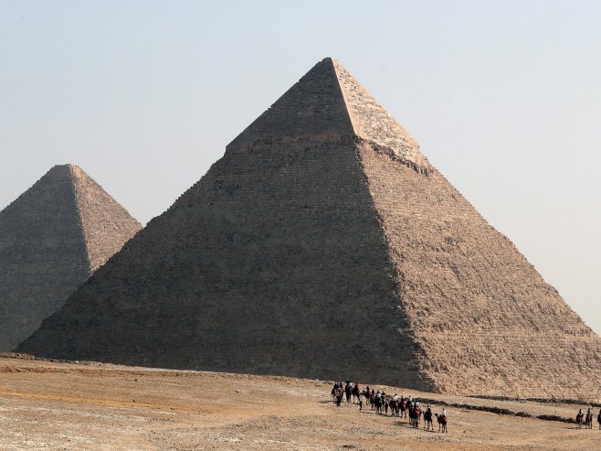 Piramide u Gizi (Foto: EPA-EFE/KHALED ELFIQI) - 