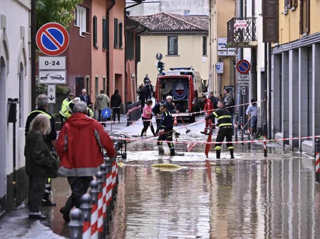 Poplave u Italiji (Foto: EPA-EFE/MICHELE MARAVIGLIA) - 