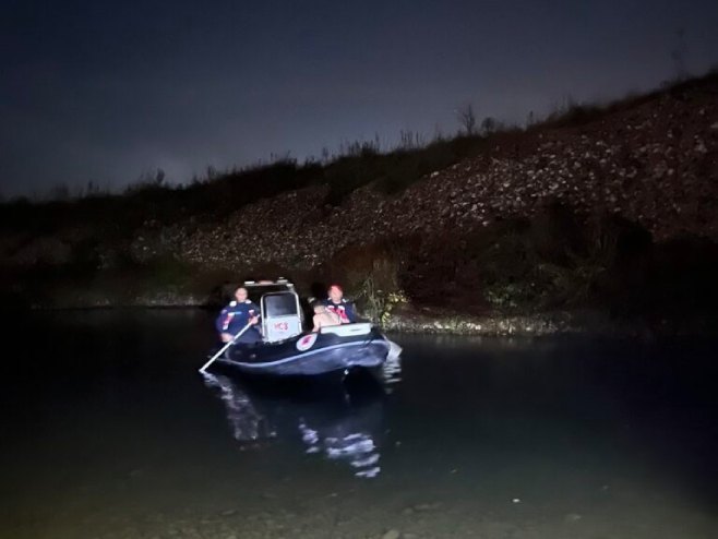 Spašen muškarac iz rijeke (Foto: Civilna zaštita) - 