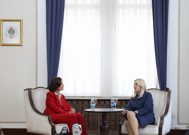 Željka Cvijanović i Marija Molina Alvarez de Toledo - Foto: Ustupljena fotografija