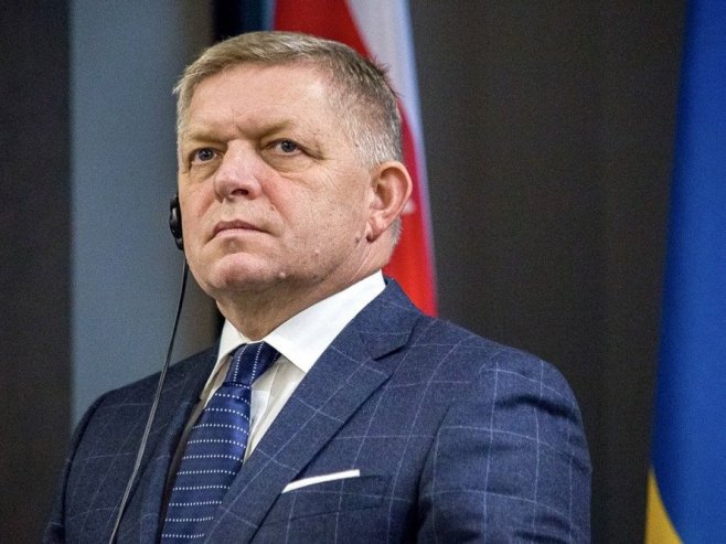 Robert Fico (foto: EPA-EFE/ZUZANA GOGOVA) - 