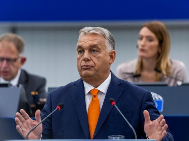 Viktor Orban (foto: EPA-EFE/CHRISTOPHE PETIT TESSON) - 