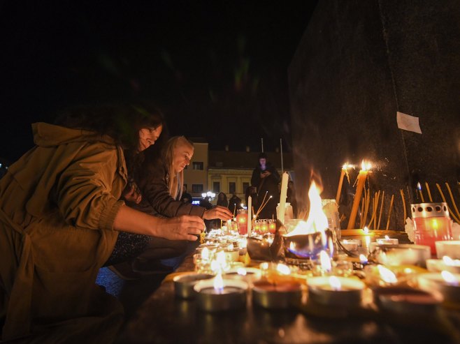 Grci uputili poruku podrške Novom Sadu (FOTO)