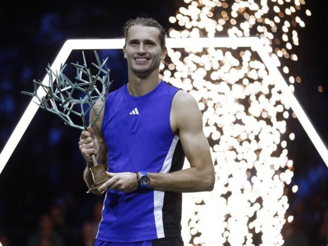 Aleksander Zverev (foto: EPA-EFE/YOAN VALAT) - 