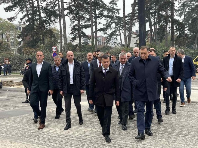 Dodik i Višković na gradilištu kružnog toka kod Kampusa (FOTO)