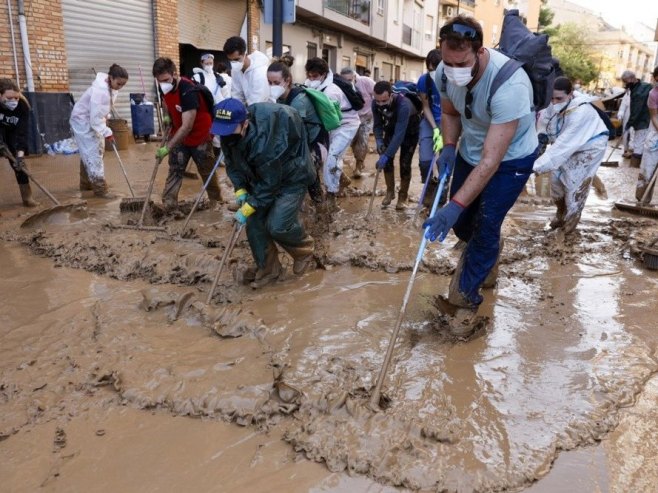 Španija, poplave (foto: EPA-EFE/JORGE ZAPATA) - 