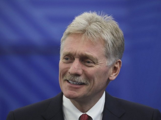 Dmitrij Peskov (Foto: EPA-EFE/MAXIM SHIPENKOV) - 