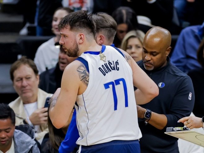 Luka Dončić (Foto: EPA-EFE/CJ GUNTHER SHUTTERSTOCK OUT) - 