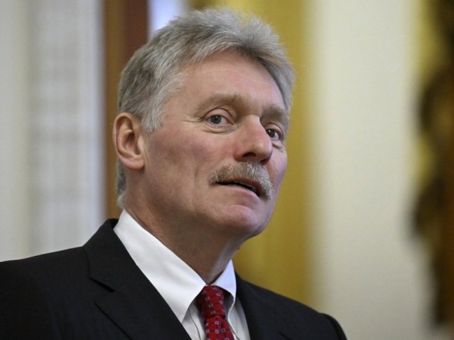 Dmitrij Peskov (foto: EPA-EFE/ALEXANDER NEMENOV) - 