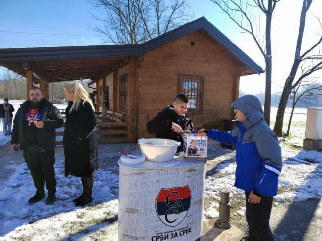 Humanitarna akcija u porti manastira Miloševac kod Prijedora