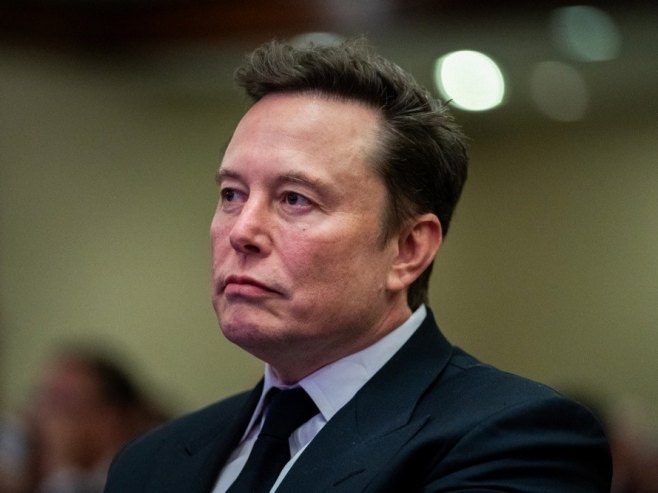 Elon Mask (foto: arhiva/EPA-EFE/ALLISON ROBBERT / POOL) - 