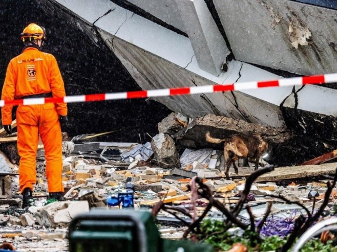 Eksplozija u Hagu (foto: EPA-EFE/JEFFREY GROENEWEG) - 