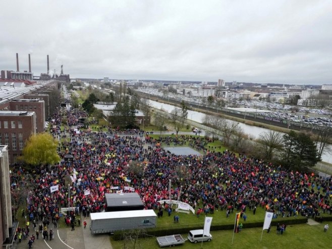 Protest u Njemačkoj (Foto: EPA-EFE/Martin Meissner / POOL) - 