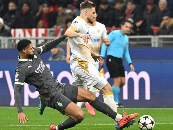 Utakmica, Milan - Crvena Zvezda (foto: EPA-EFE/Daniel Dal Zennaro) - 