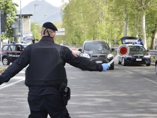 Policija, Italija (Foto:EPA-EFE/STEFANO CAVICCHI, ilustracija) - 