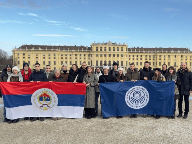 Studenti u Beču - Foto: SRNA