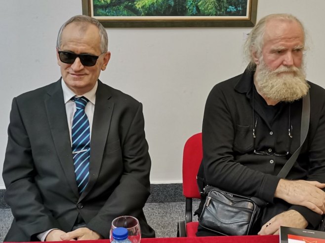 Promocija knjige "Duhovi prošlosti" DŽevada Galijaševića Promocija knjige "Duhovi prošlosti" DŽevada Galijaševića - Foto: SRNA