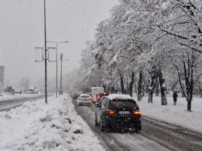 Do podne u Banjaluci prijavljene 72 saobraćajne nezgode i 51 oštećenje vozila