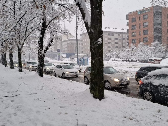 Zima, snijeg, Banjaluka - Foto: RTRS