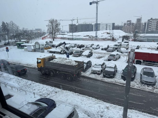 Republička civilna zaštita u Banjaluci već pritekla u pomoć (FOTO/VIDEO)