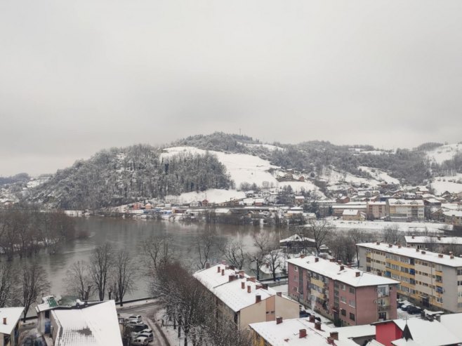 Oprez u saobraćaju zbog poledice u Novom Gradu