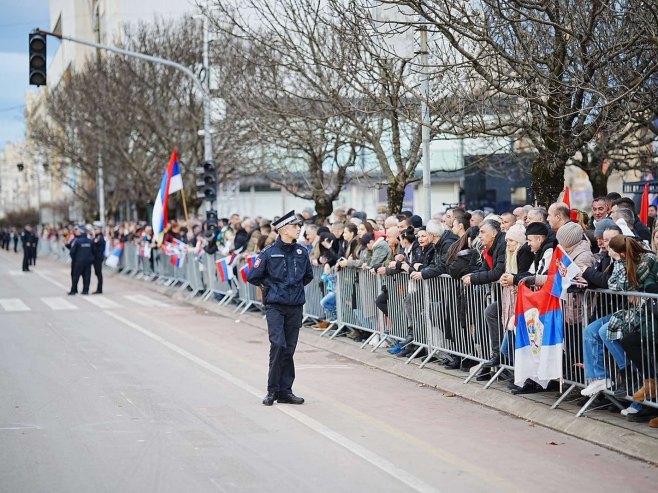 Sve spremno za svečani defile povodom Dana Republike, Prenos na RTRS od 17 časova (FOTO/VIDEO)