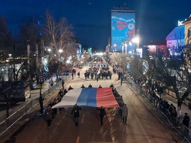 Svečani defile - Foto: RTRS