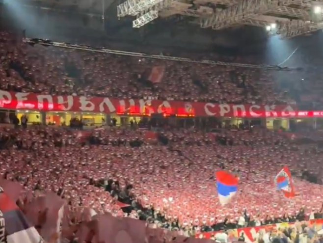 Koreografija "delija" posvećena Srpskoj; Beogradska arena u bojama VRS (VIDEO)