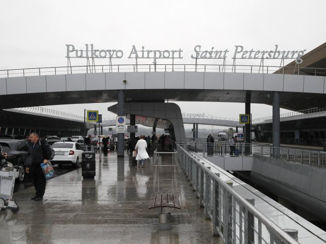 Sankt Peterburg: Aerodrom Pulkovo privremeno obustavio letove zbog lošeg vremena