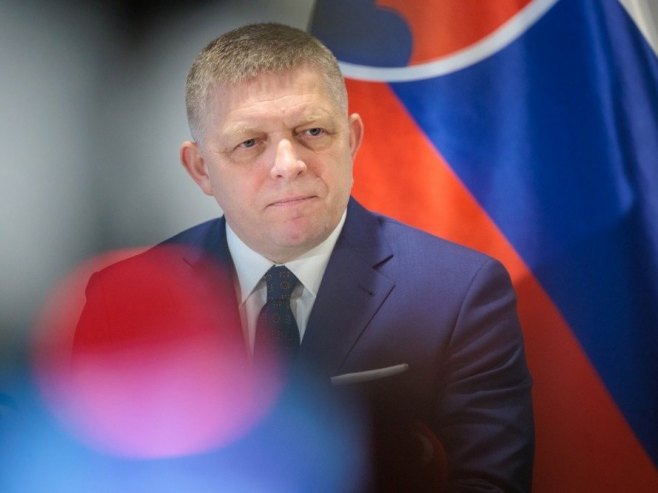 Fico: Slovačka će nastaviti da vrši pritisak na Ukrajinu za obnovu tranzita gasa