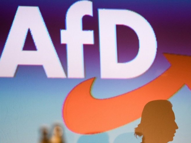 AfD (Foto: EPA-EFE/CLEMENS BILAN) - 