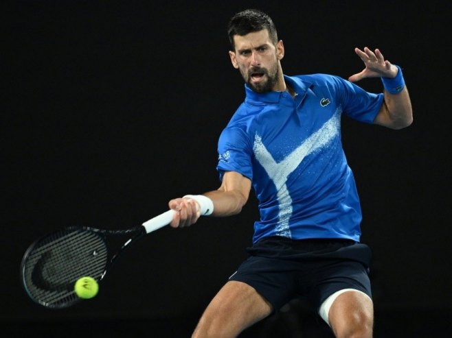 Novak Đoković (foto: EPA-EFE/JOEL CARRETT) - 