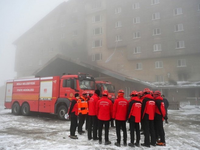 Zgrada u Turskoj (Foto: EPA-EFE/STR/ilustracija) - 