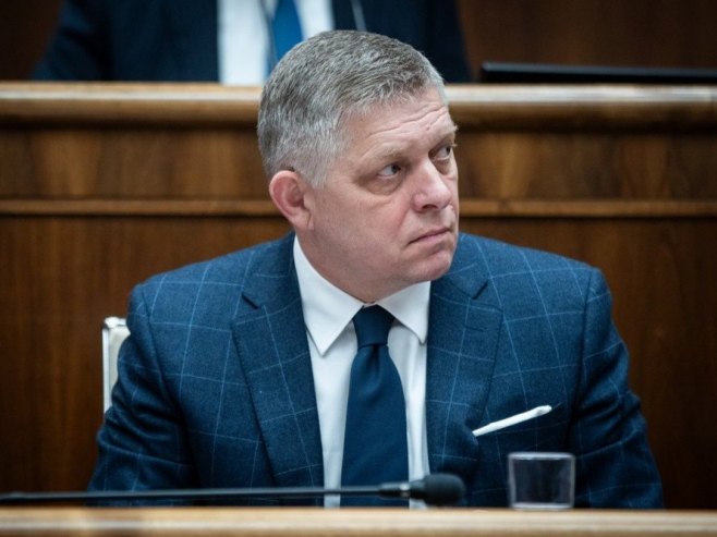 Robert Fico (Foto: EPA-EFE/JAKUB GAVLAK) - 