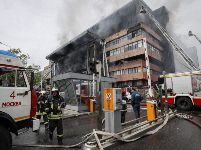 Moskva, vatrogasci (foto: EPA-EFE/YURI KOCHETKOV - ilustracija) - 