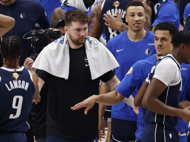 Luka Dončić (Foto: EPA-EFE/ADAM DAVIS SHUTTERSTOCK OUT) - 