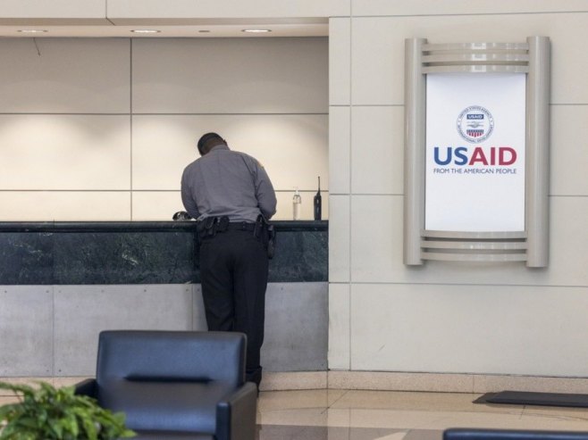 Svim zaposlenim u USAID u Vašingtonu rečeno da ne dolaze na radna mjesta