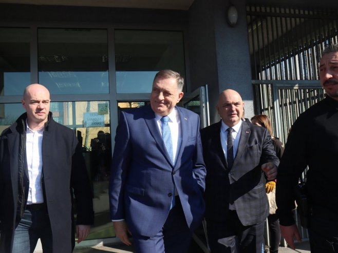 Dodik: Legalni visoki predstavnici nisu direktno nametali odluke