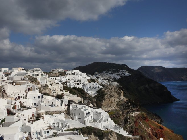 Santorini (Foto: EPA-EFE/ORESTIS PANAGIOTOU) - 