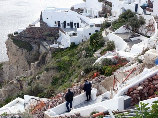 Santorini (Foto: EPA-EFE/ORESTIS PANAGIOTOU) - 