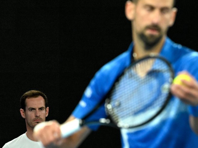 Novak Đoković i Endi Mari (Foto: EPA-EFE/LUKAS COCH AUSTRALIA AND NEW ZEALAND OUT) - 