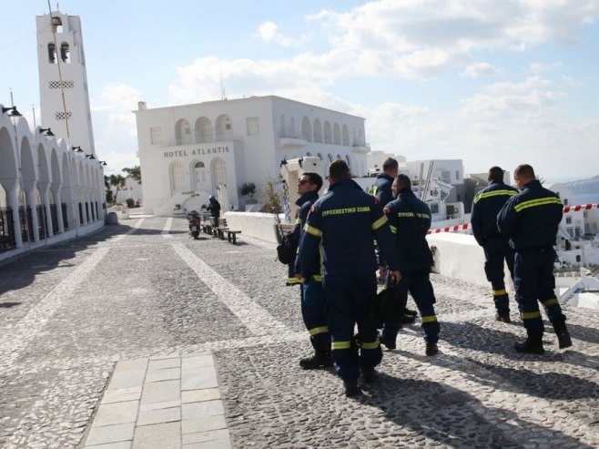 Santorini (Foto: EPA-EFE/ORESTIS PANAGIOTOU) - 