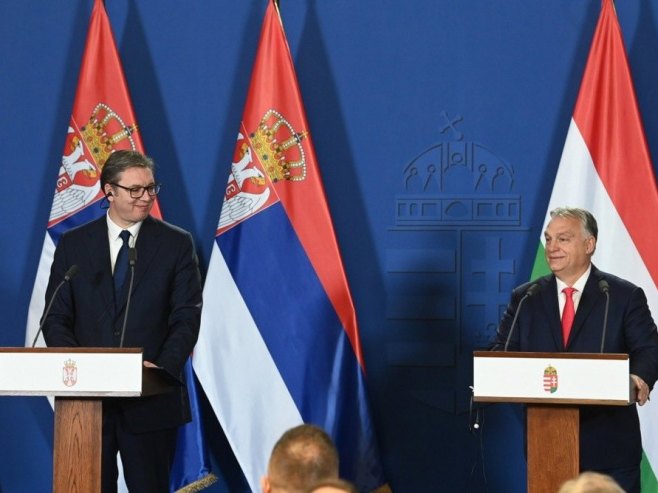 Aleksandar Vučić i Viktor Orban (foto: arhiva/EPA-EFE/Zoltan Mathe HUNGARY OUT) - 